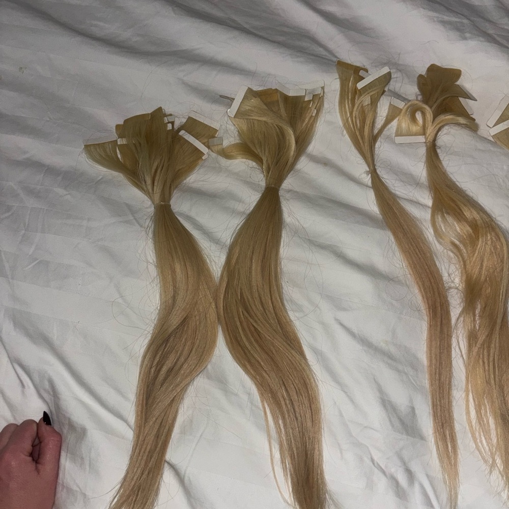 Bellami 18”Blonde Hair Extensions - Picture 3 of 5